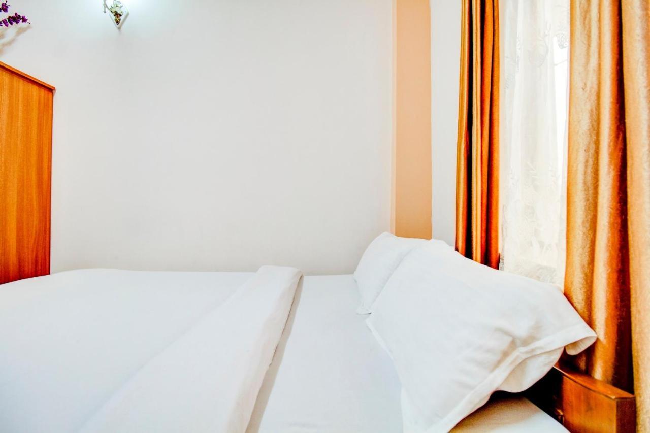 Capital O 79144 Coniferous Resort Cherrapunji Bagian luar foto
