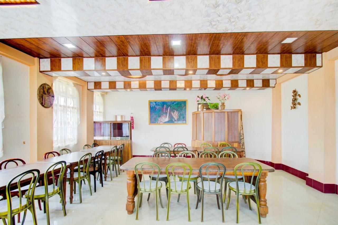 Capital O 79144 Coniferous Resort Cherrapunji Bagian luar foto